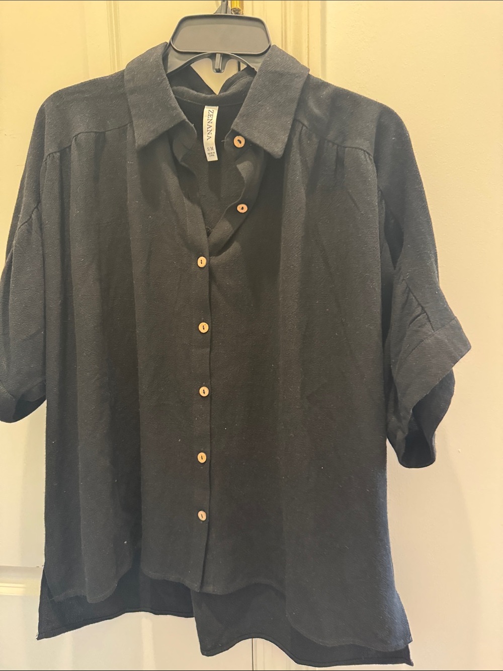 Zenana Outfitters Black Short-Sleeve Button-Down Shirt with Wooden Buttons
